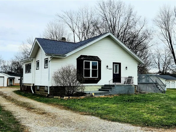 2416 Bakerwood Dr SW, Massillon, OH 44647