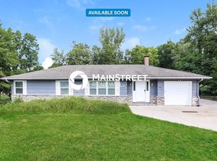 1212 E Salisbury Rd, Independence, MO 64050