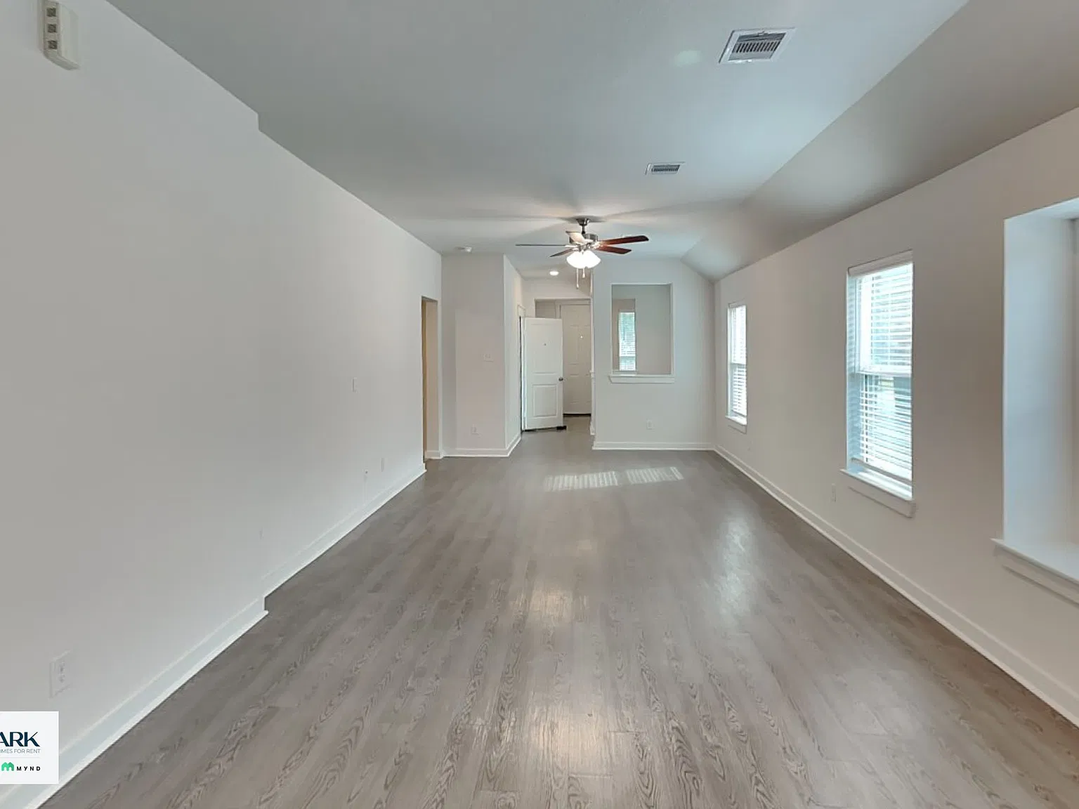 3 bed, 2.0 bath, 1518 sqft, $1,790 — Photo 2