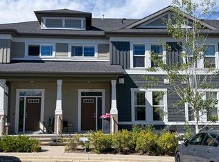 1304 E Evanston Sq NW, Calgary, AB T3P0A7