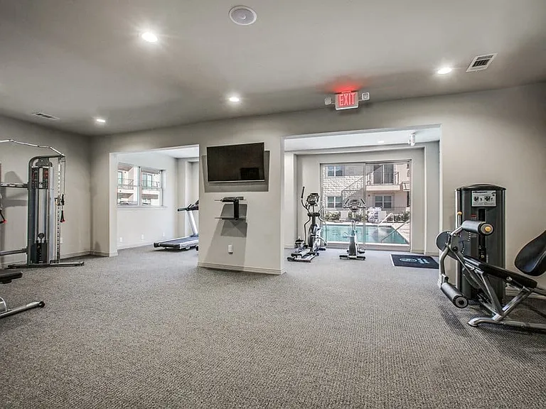 Richland Park Apartments — Photo 3