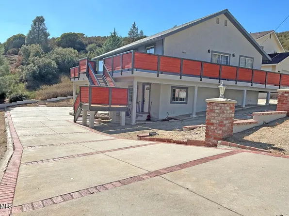 43837 Noblett Dr, Lake Hughes, CA 93532