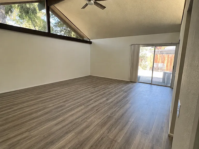 4752 River College Dr — Photo 6