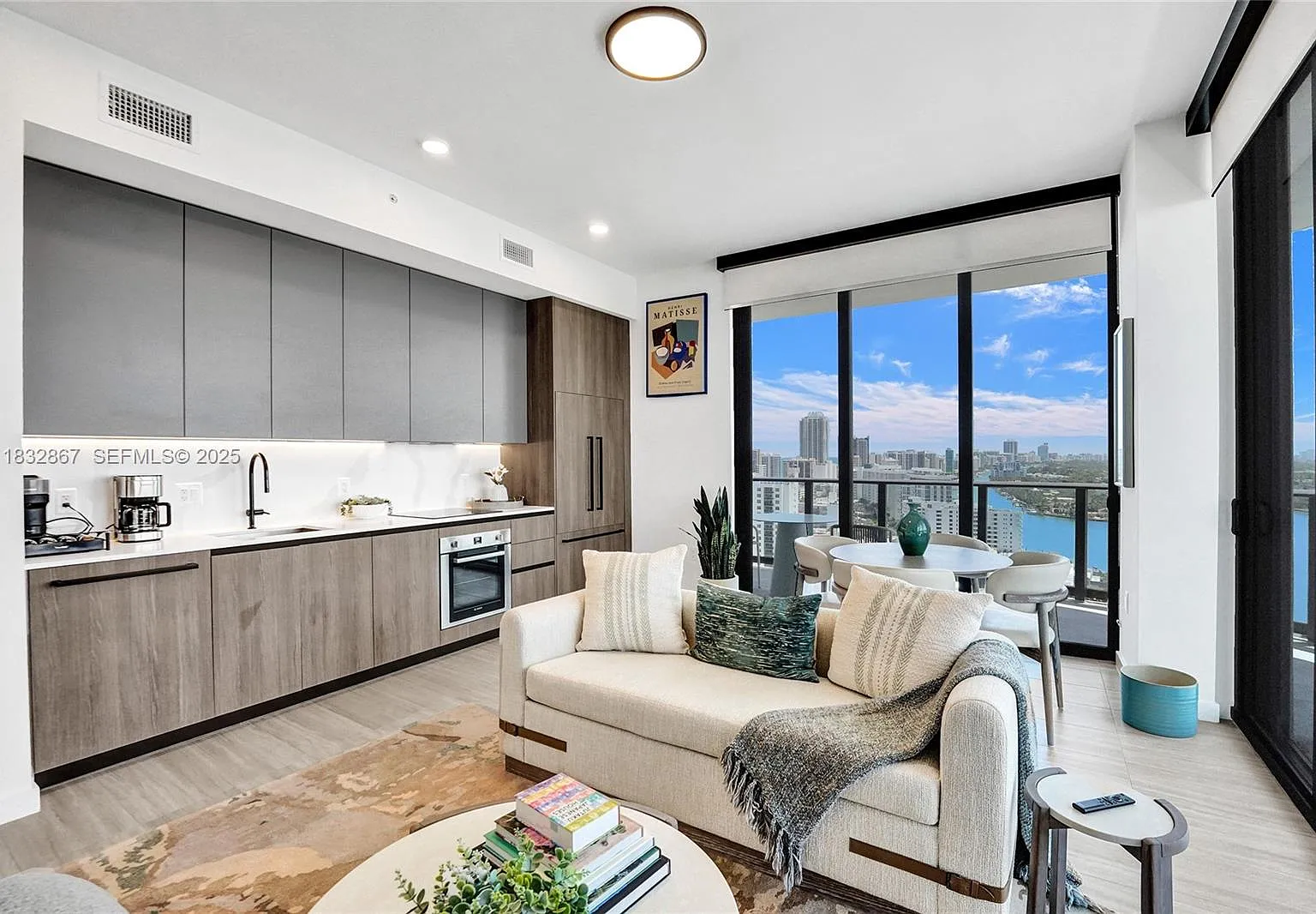 2 bed, $11,000 — Photo 3