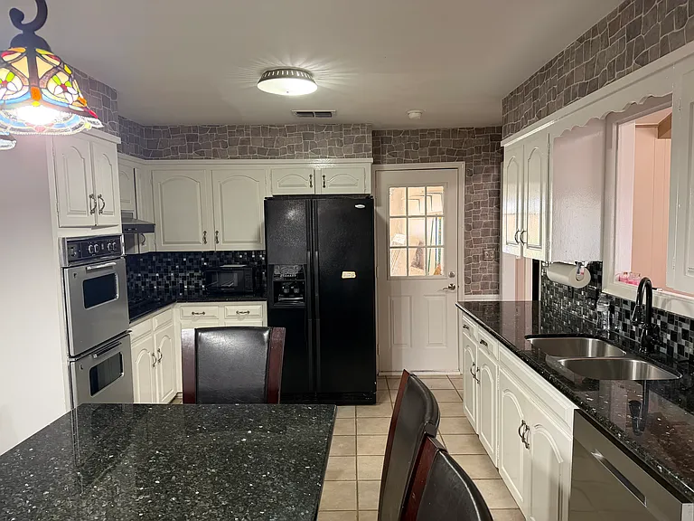 7340 Capistrano Dr — Photo 16
