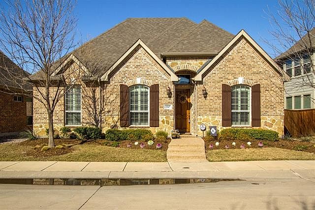 1st image of 2507 Lady Viviane Ln