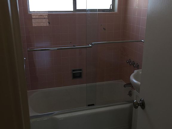 5th image of 919 18th St APT F