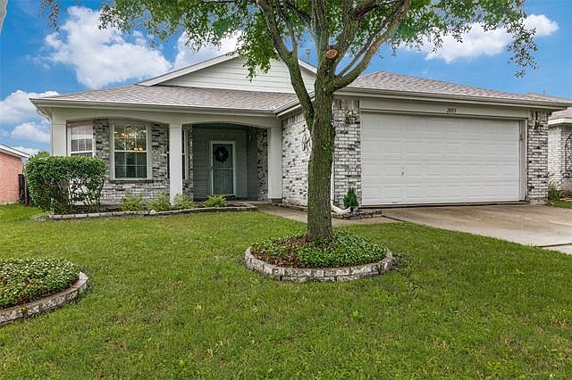 1st image of 2053 Wildwood Dr