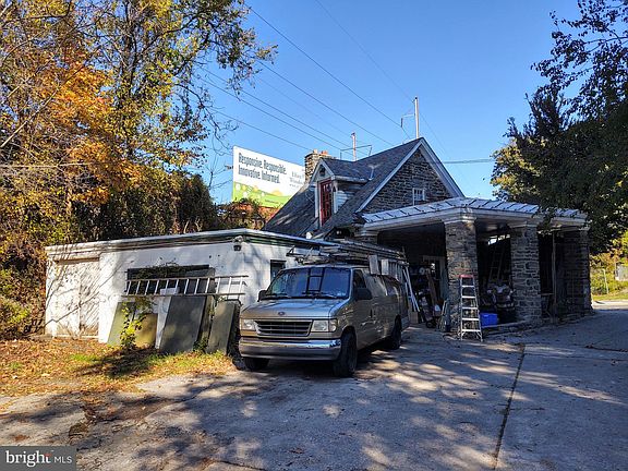 3rd image of 7600 Germantown Ave