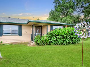 128 N Main St, Sadler, TX 76264