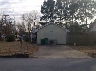 1075 Sunrise Ave, Springdale, AR 72764