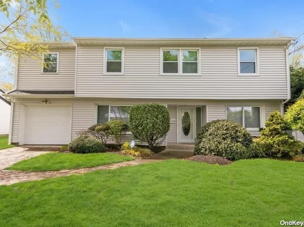 2664 Walker Street, Bellmore, NY 11710