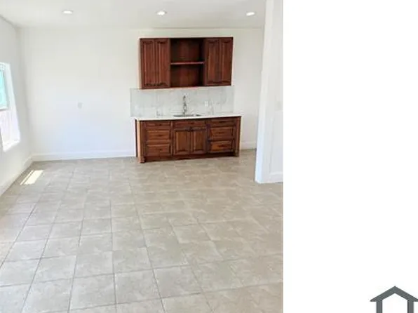 1782 1/2 W 37th Pl #2, Los Angeles, CA 90018