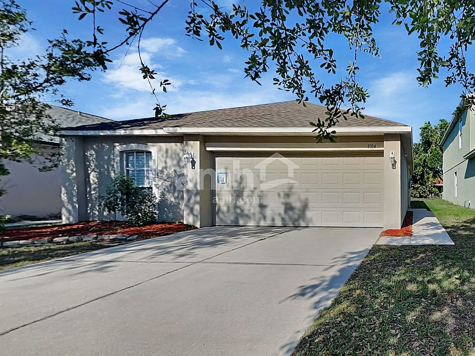 1st image of 1014 Brenton Leaf Dr
