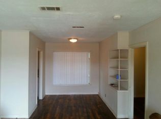 2042 N Robison Rd, Texarkana, TX 75501