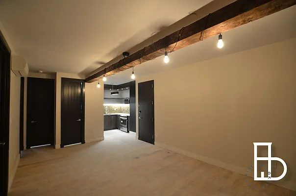 Rented by Miron Realty Group | media 61