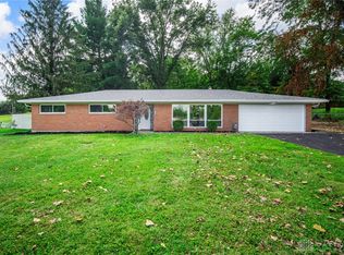 2743 Ironwood Dr, Springfield, OH 45504