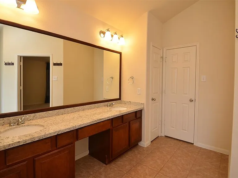 5115 Trevors Trace Ln — Photo 31