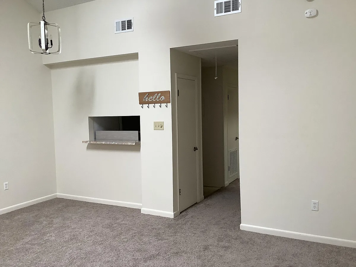 Living room/dining area - 5213 Butter Creek Ln #6