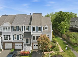9279 Caladium Dr, Manassas, VA 20110