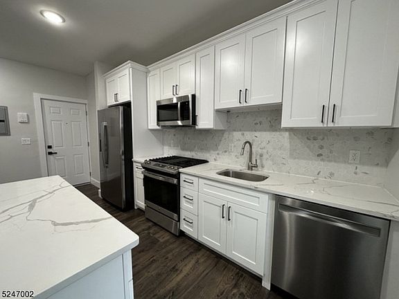 2nd image of 782-786 Mount Prospect Ave #2