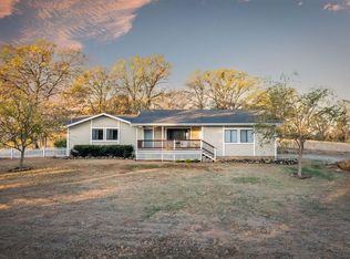 18638 McCourtney Rd, Grass Valley, CA 95949