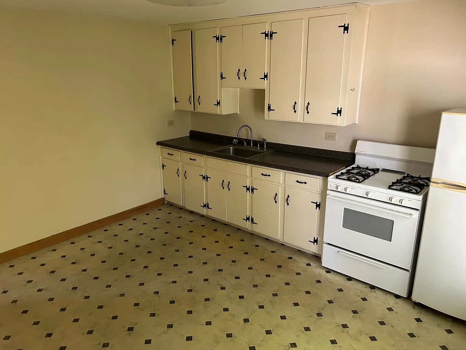 1 bed, $1,250 — Photo 2