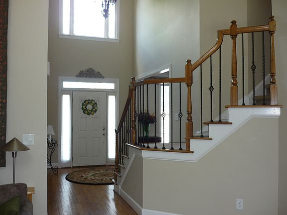 Newly refinished hardwoods!