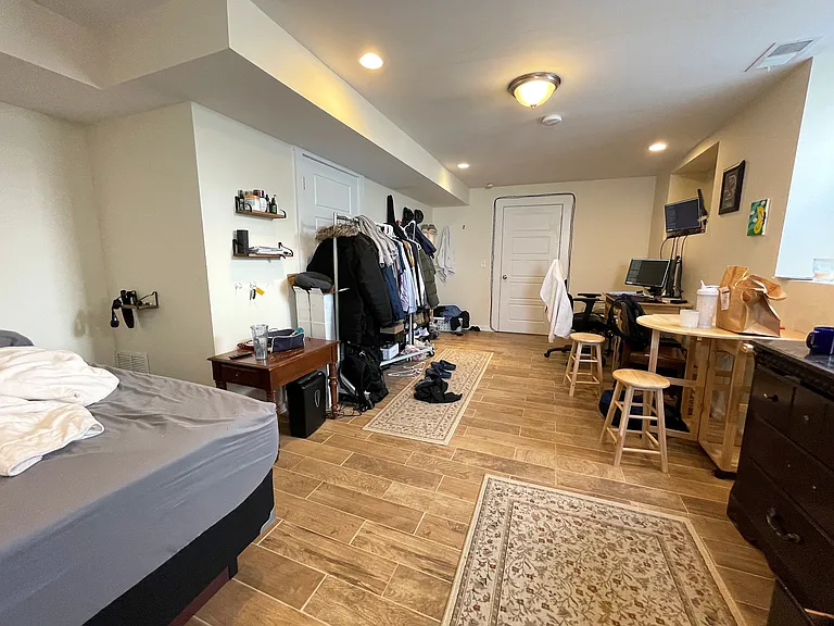 1 Larose Pl #2H — Photo 13