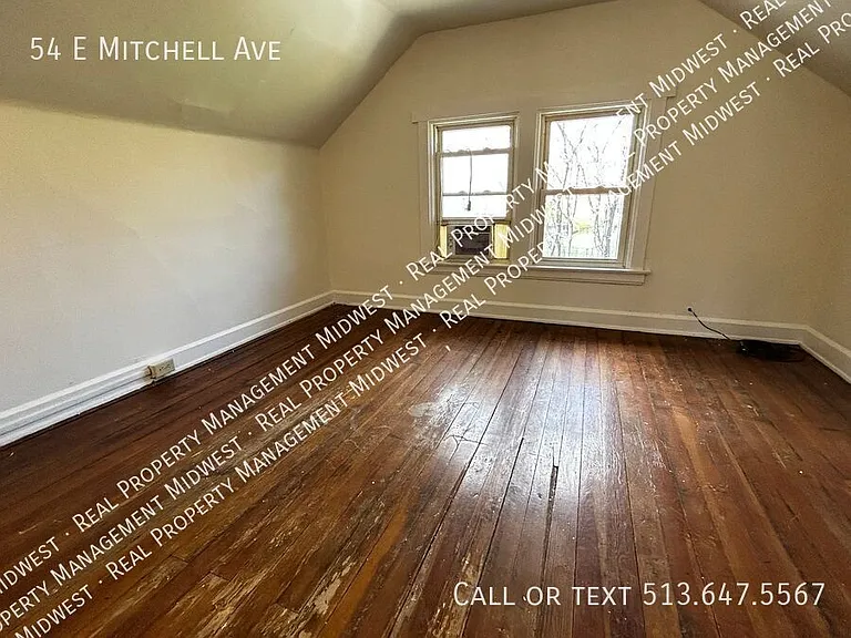 54 E Mitchell Ave — Photo 11
