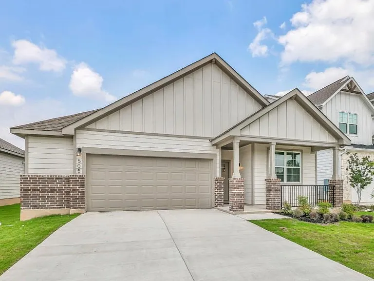 505 Brooks Ranch Dr — Photo 1