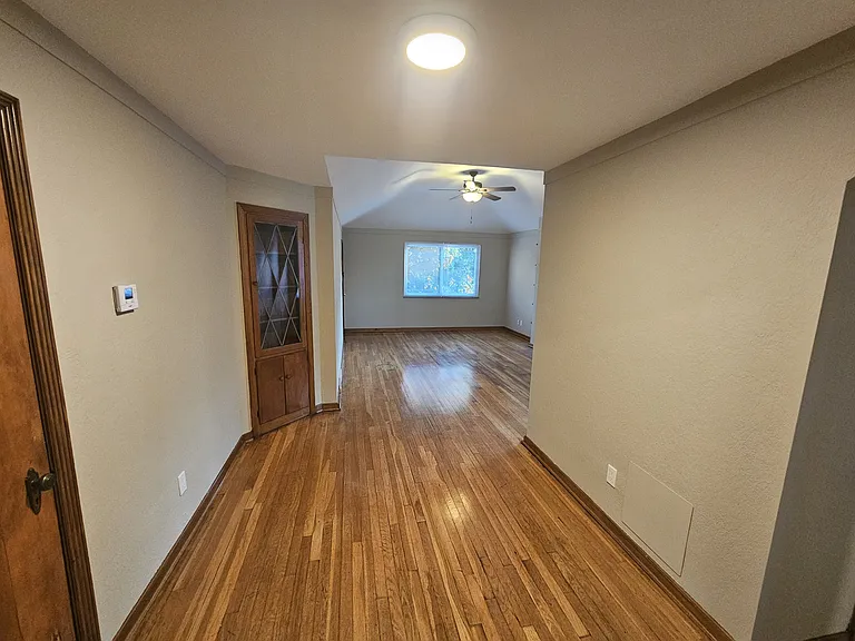 1798 Northwest Blvd #C — Photo 5