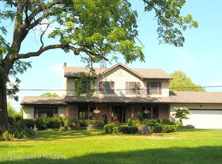 1947 Hagadorn Rd, Mason, MI 48854