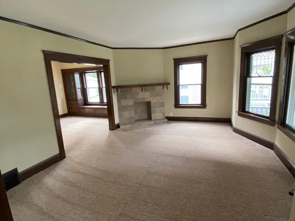 1305 Warren Rd #Dn, Lakewood, OH 44107