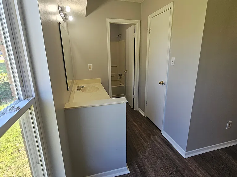 6340 Cornwall Rd — Photo 13