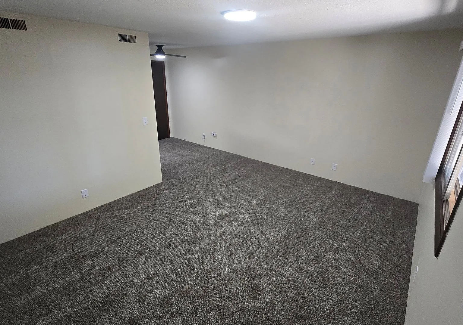 1900 E Street Apartments — Photo 3
