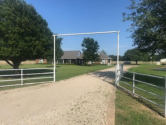 3rd image of 10511 County Road 2462