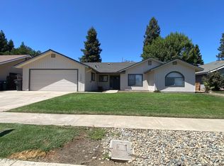 1756 E Eastgate Ave, Tulare, CA 93274