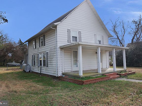 2nd image of 103 Chambers St