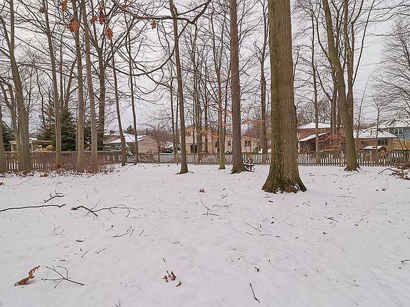 3rd image of 5144 Stansbury Dr