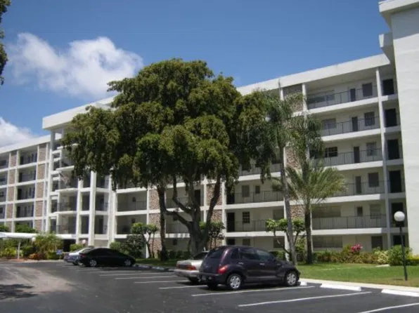 2751 N Palm Aire Dr APT 102, Pompano Beach, FL 33069