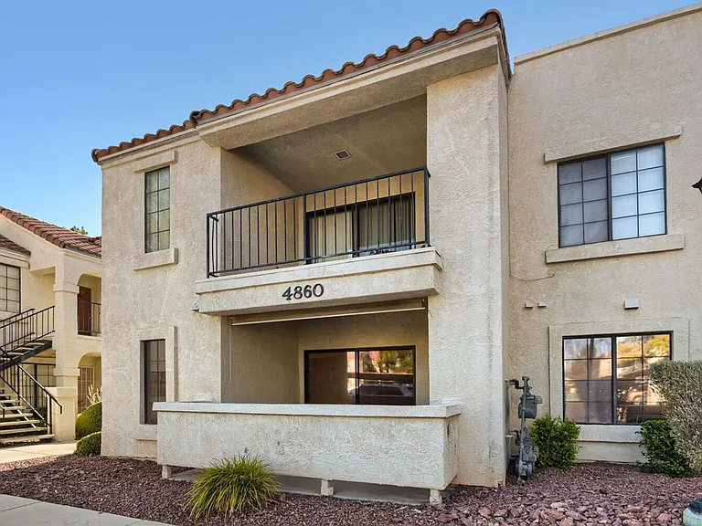 4860 Nara Vista Way #102 — Photo 22