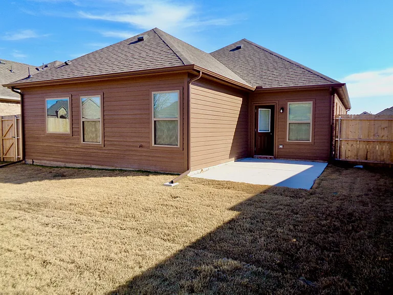 620 Dogwood Dr — Photo 16
