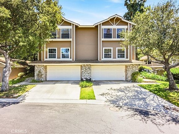 2nd image of 909 Lotus Cir