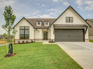 7312 S Indianwood Ave W, Broken Arrow, OK 74011