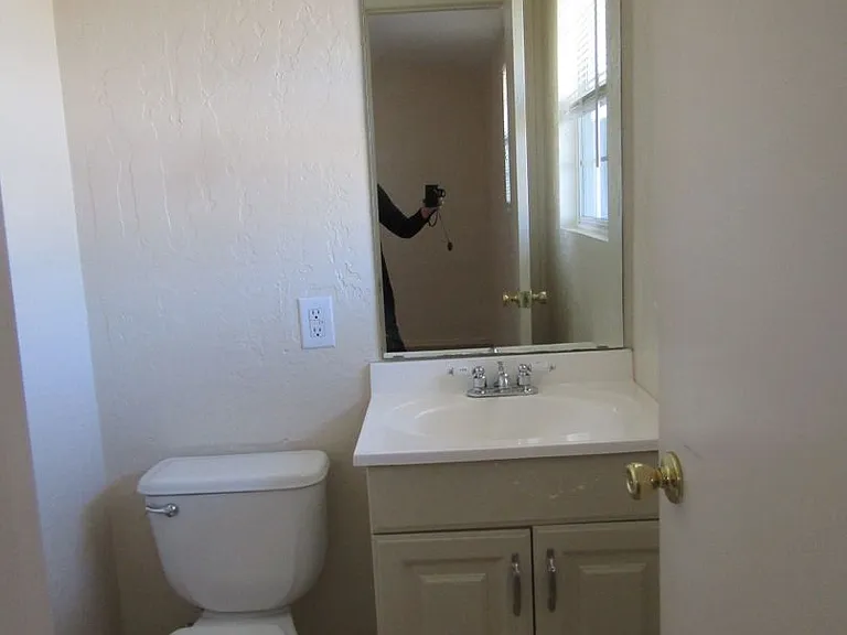 3412 NW Lincoln Ave — Photo 24