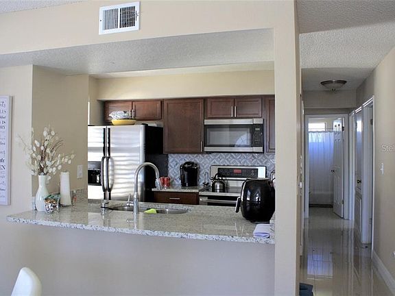 4th image of 3231 Fox Squirrel Dr