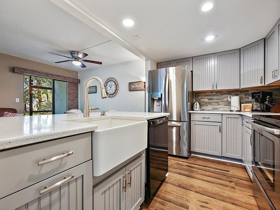 1st image of 1 Castania Ct