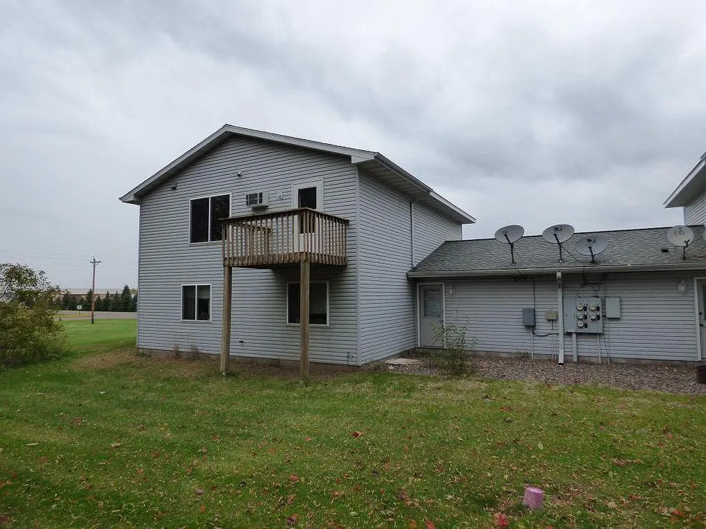 Building Photo - 2372 94th Ave #A