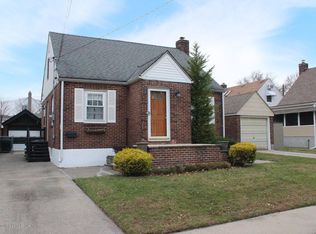 84 Bryson Ave, Staten Island, NY 10302